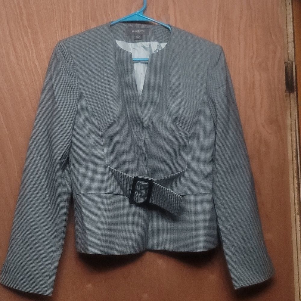 Women's Liz Claiborne Blazer. Size 6